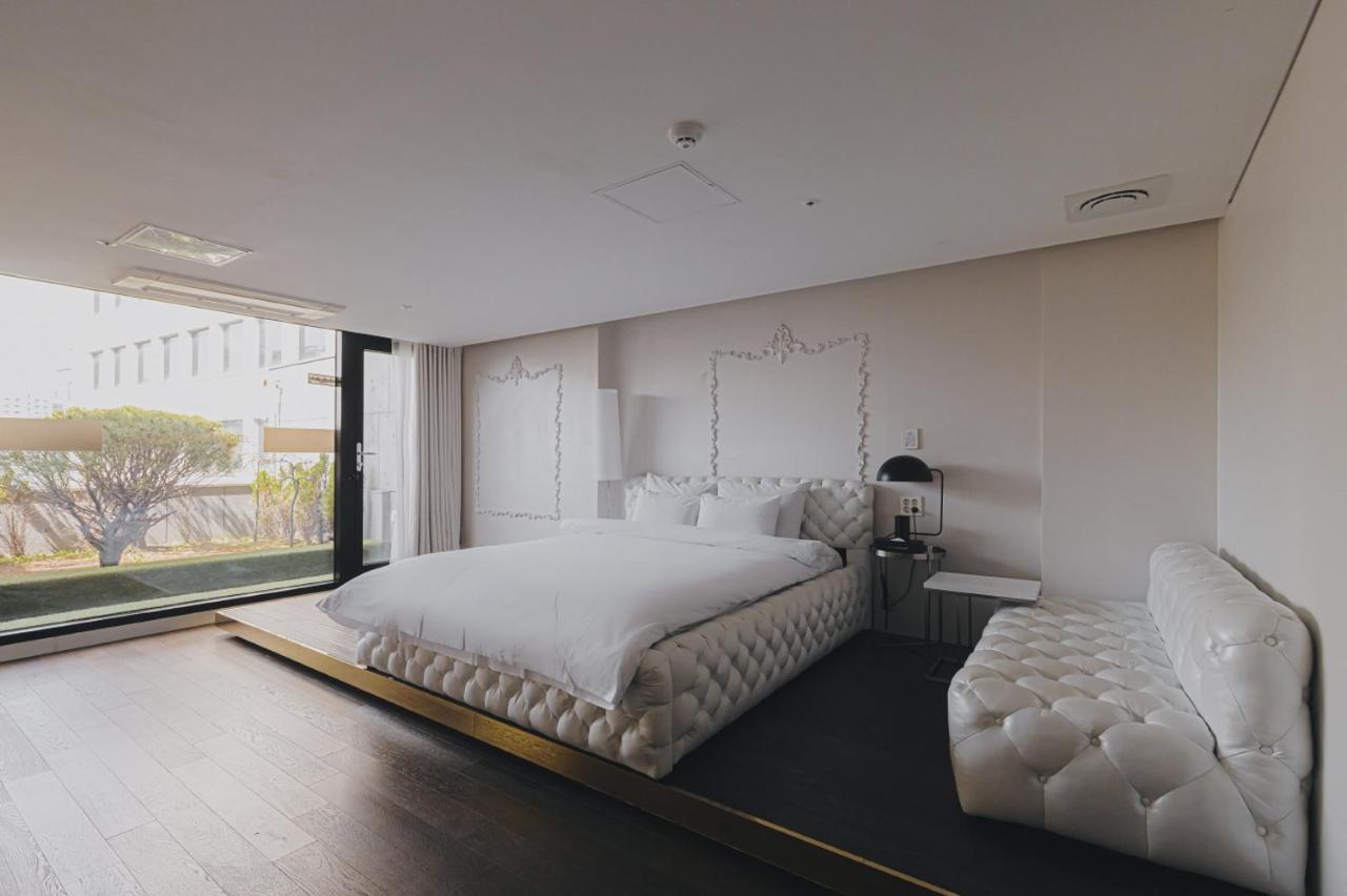 Acc Design Hotel Кванджу Экстерьер фото