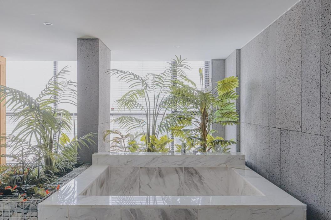 Acc Design Hotel Кванджу Экстерьер фото