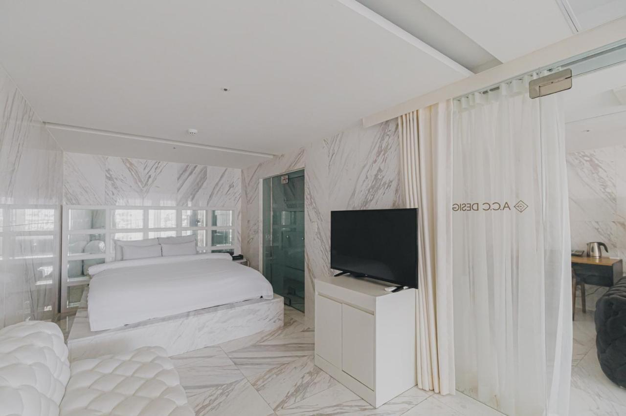 Acc Design Hotel Кванджу Экстерьер фото