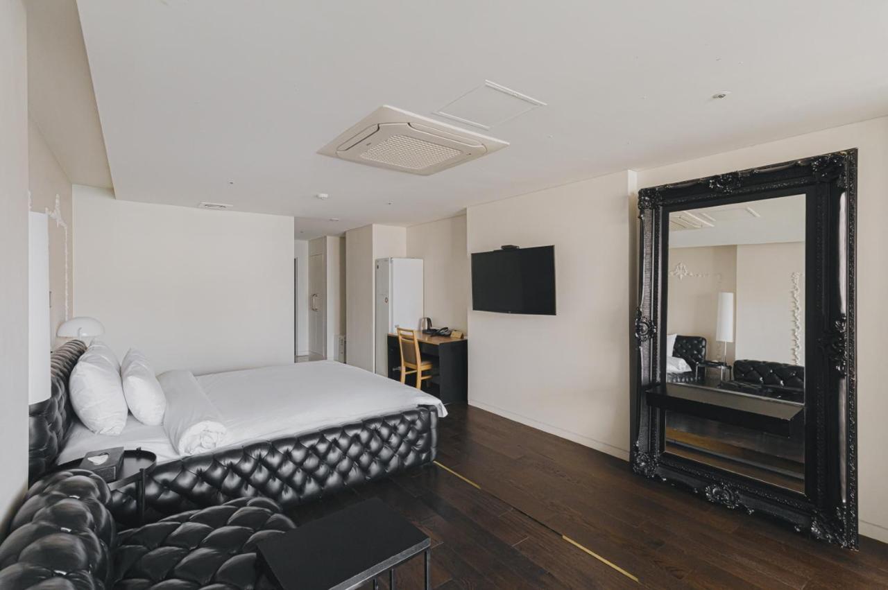 Acc Design Hotel Кванджу Экстерьер фото