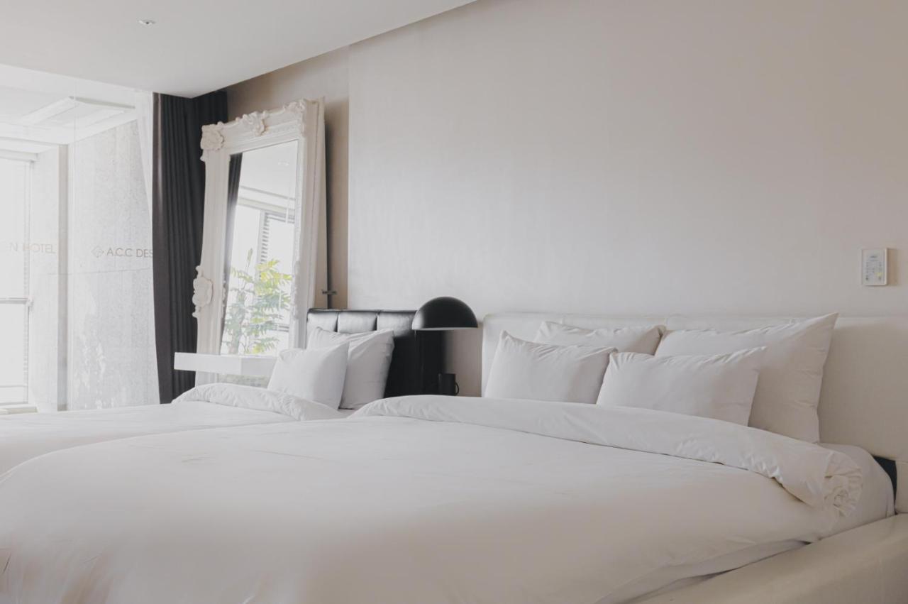 Acc Design Hotel Кванджу Экстерьер фото