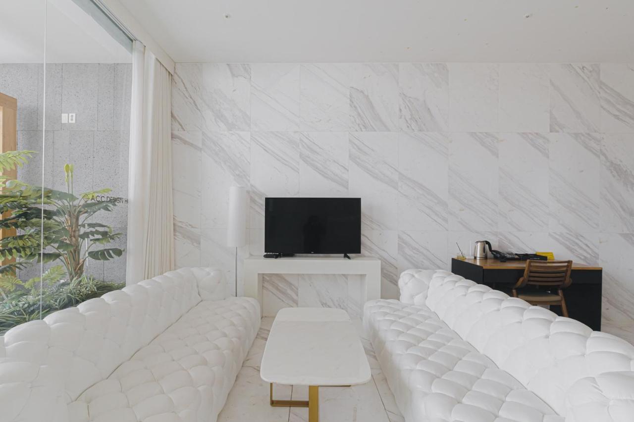 Acc Design Hotel Кванджу Экстерьер фото