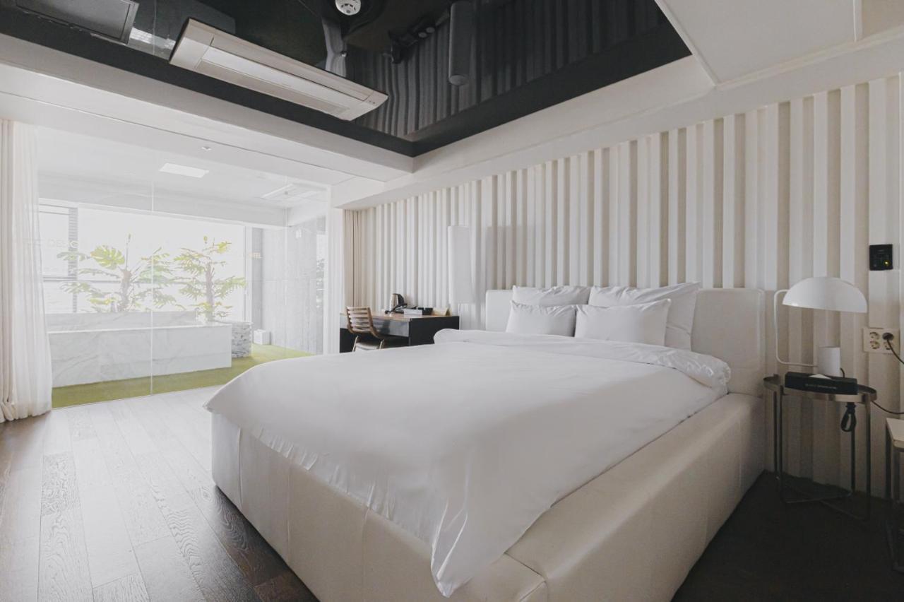 Acc Design Hotel Кванджу Экстерьер фото