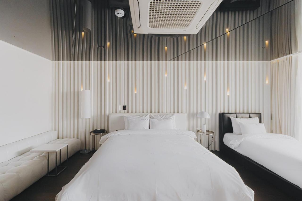 Acc Design Hotel Кванджу Экстерьер фото
